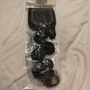 Middle Part 4x4 Closure- 18in, Body wave, Black